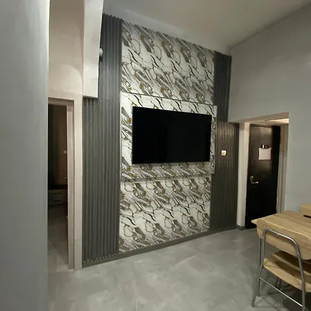 A Famiglia Daire Napoli